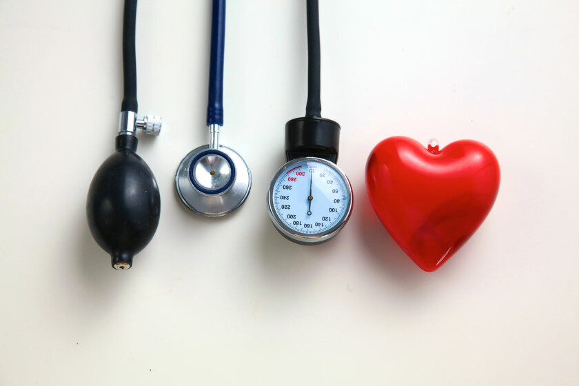 časté močenie a vysoký krvný tlak kroničnih simptoma hipertenzija